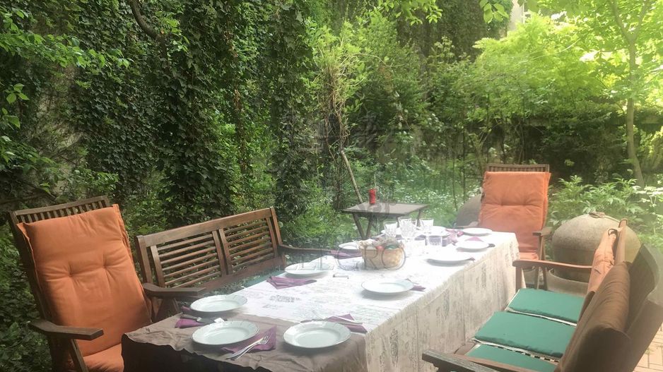 Apartament in vila | 6 Camere 226 utili | Gradina 154 mp | Garaj - Poză 1