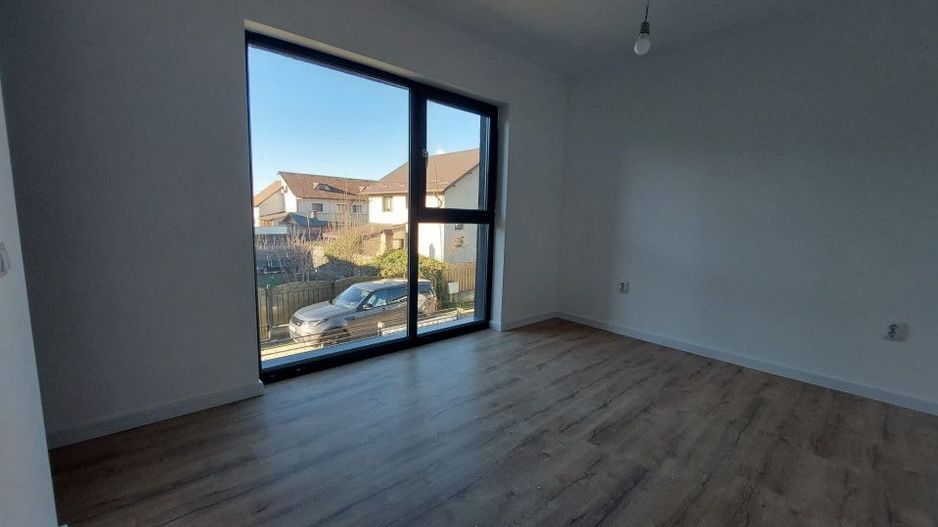 Vanzare Vila 4 camere Stefanesti - Poză 8
