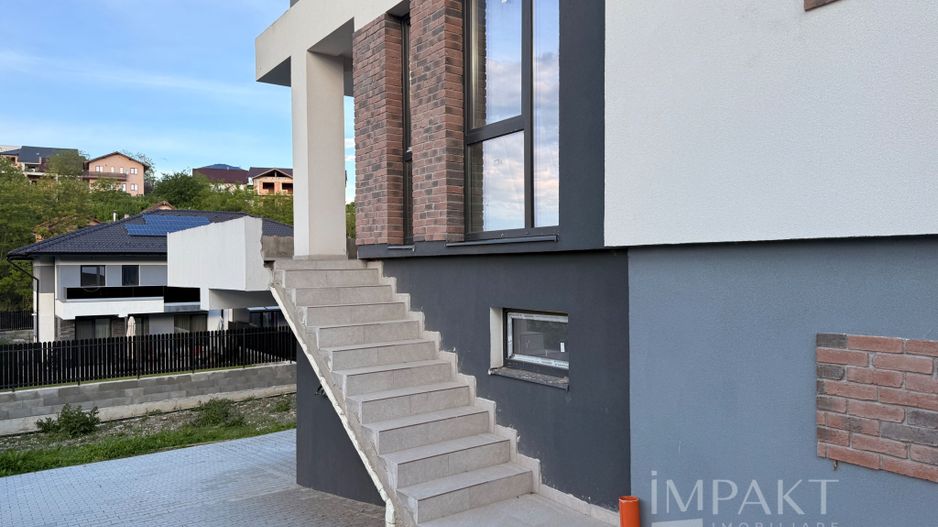 Casa cuplata cu garaj dublu, in Dezmir! - Poză 3
