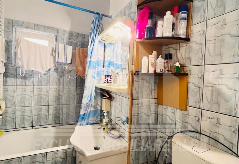 Apartament 2 camere Cetate cu gradina - Poză 6