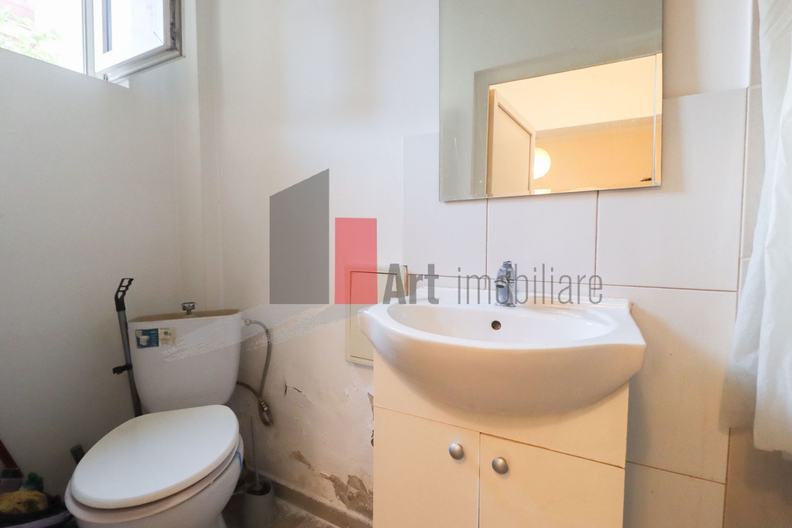 Garsoniera "PRIVASI" , Calea Victoriei-Hotel Novotel - Poză 9