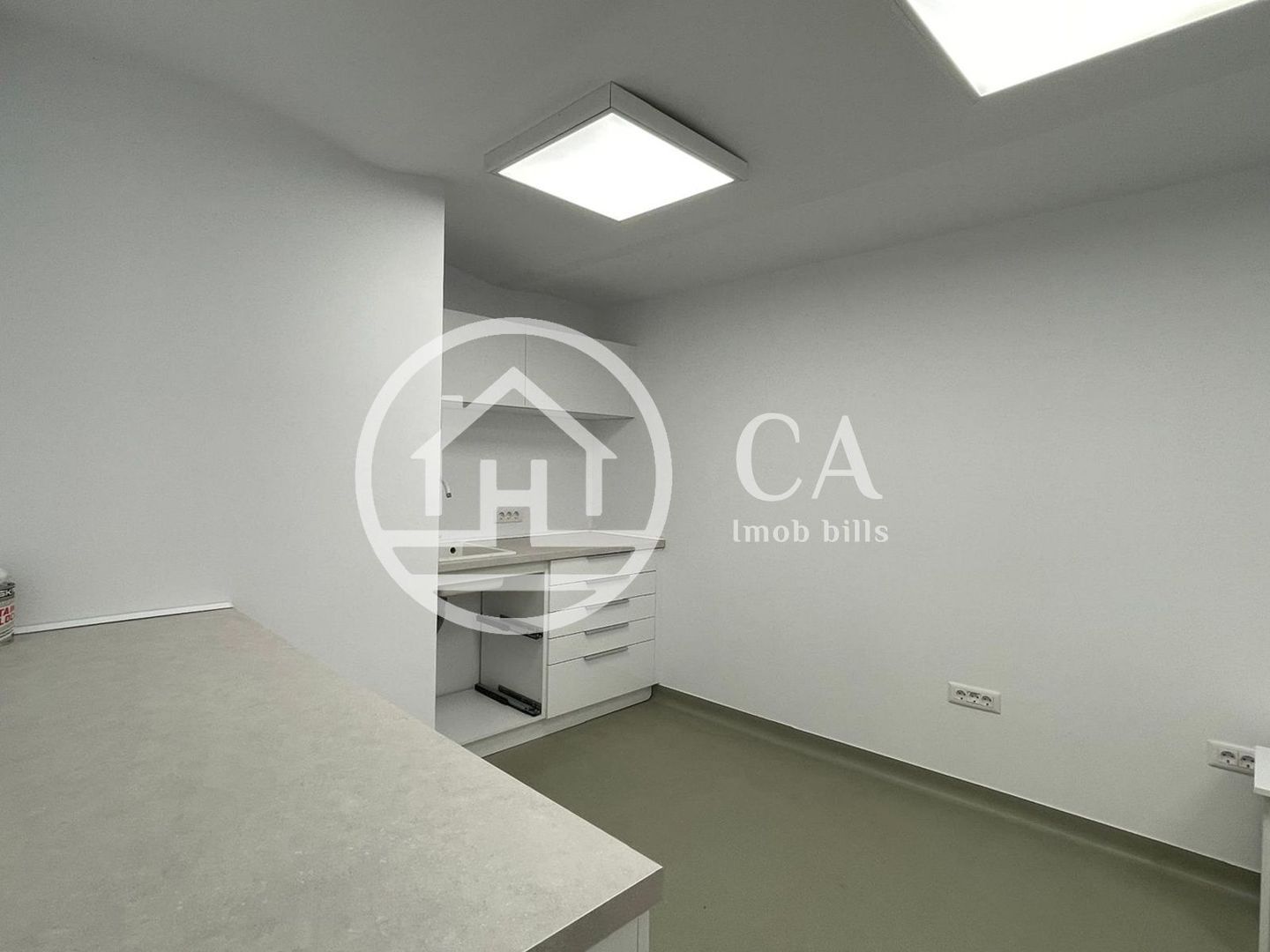 Spațiu comercial de închiriat in zona Ultracentrală, Oradea - Poză 8