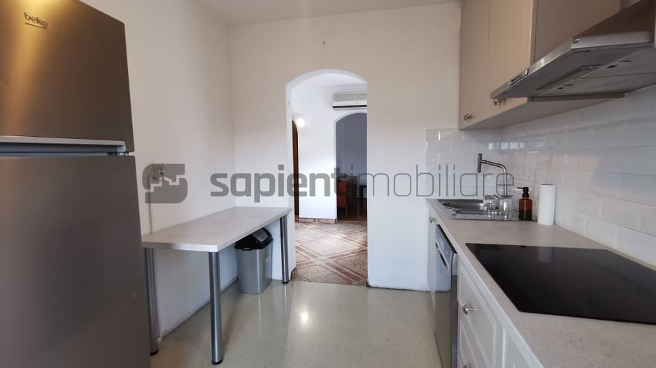 De închiriat apartament cu 4 camere, Bd. Decebal - Poză 8