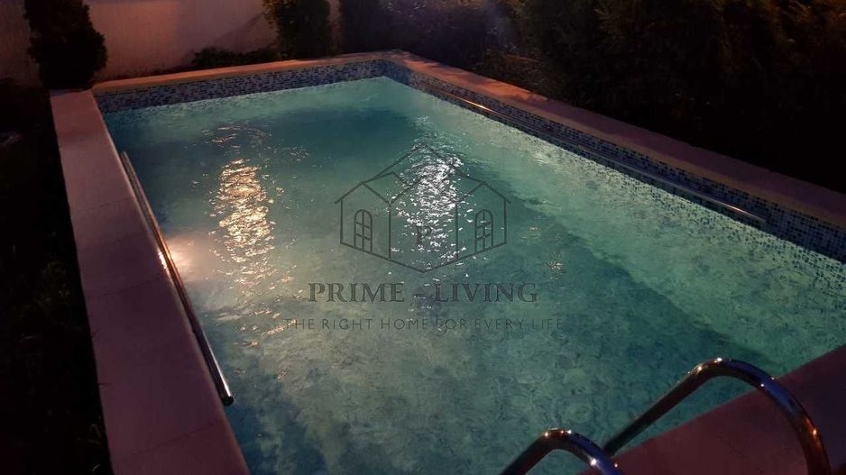 VILA INDIVIDUALA CU PISCINA SI GRADINA SPATIOASA IN ZONA PIPERA - Poză 3