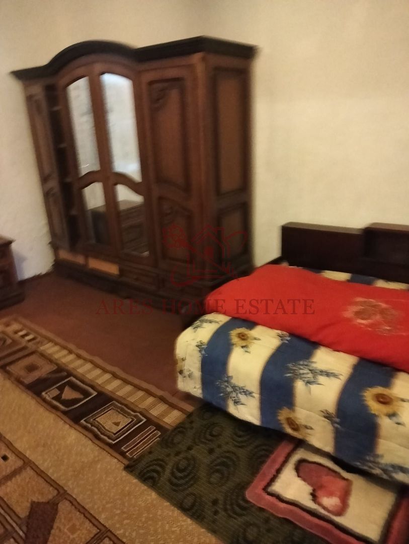 Casa spatioasa | 1500 mp teren - Ticvaniu Mare CS - Poză 5