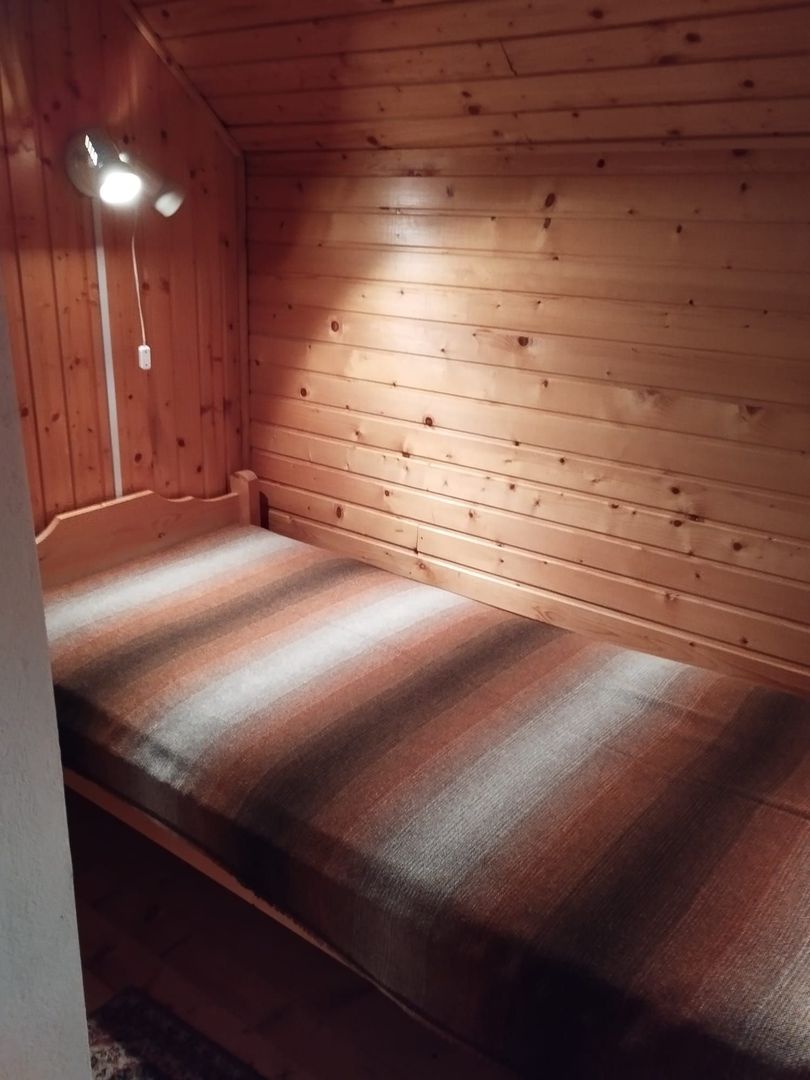 Casa 3 camere,100 mp, 565mp teren,1 baie,1 garaj 0% comision - Poză 4