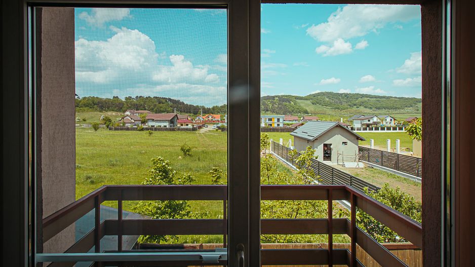 Exclusivitate - Sanpetru, casa cu priveliște deosebită - Poză 12