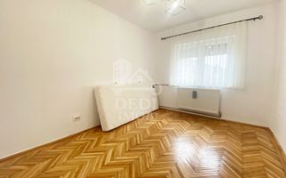 Apartament 3 camere de inchiriat in zona Rogerius, Oradea - Poză 3