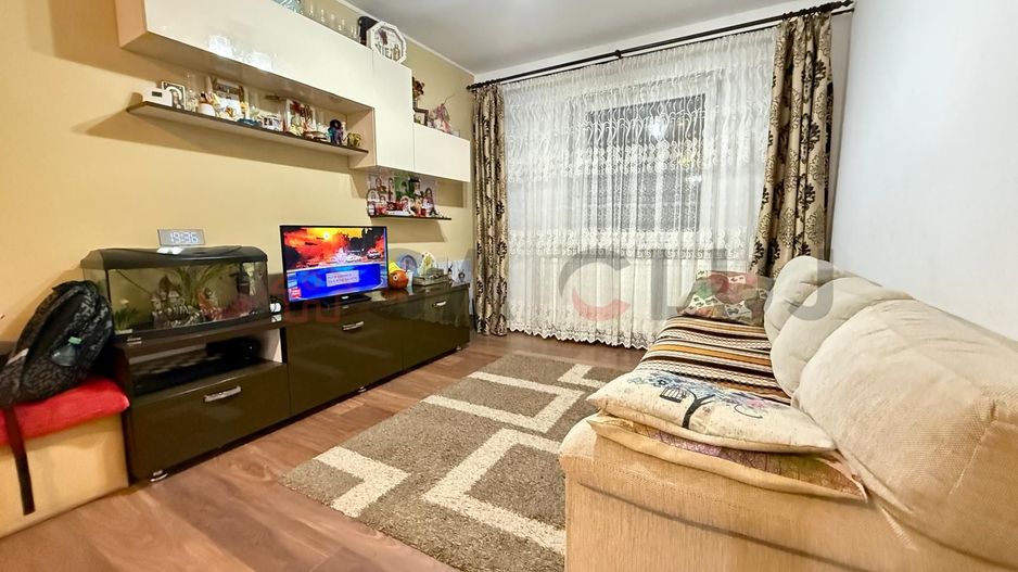 Decomandat, la cheie, Baza Sportivă "La Terenuri"!! - Poză 10