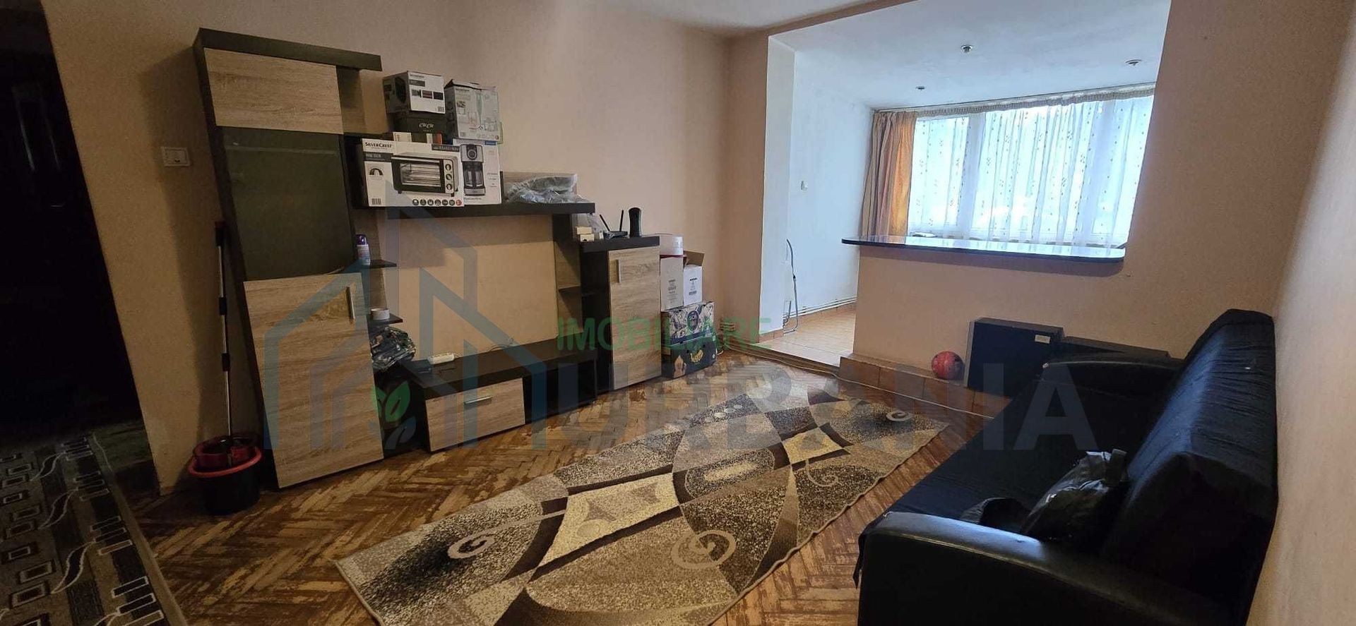 Închiriez apartament 2 camercamere semideomande - Poză 3