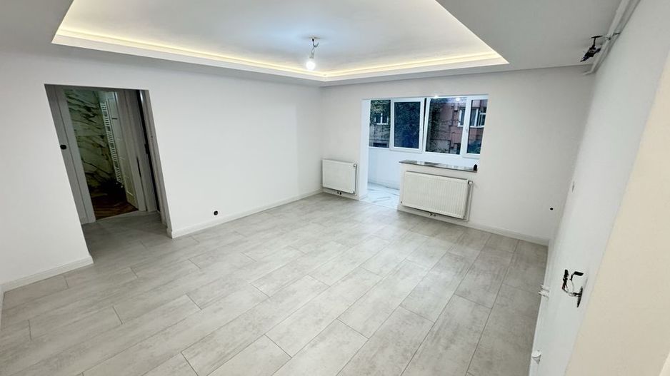 BRASADAS vinde ap 2 cam in Micro 16 etaj 1/4. - Poză 2