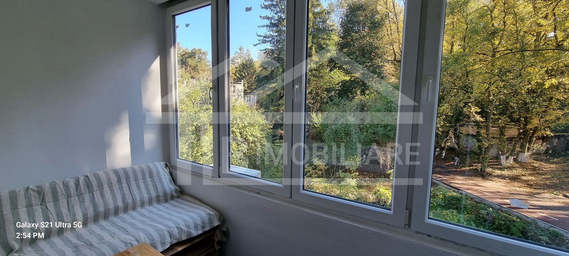 Apartament cu 3 camere, 70 mp, zona UMFST - Poză 4