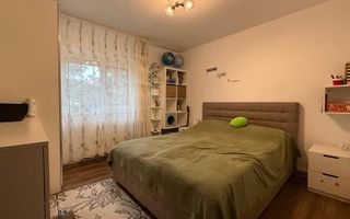 Apartament 3 camere decomandat - Poză 1