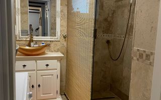 Casa individuala complet mobilata zona Lupeni, Sibiu - Poză 13