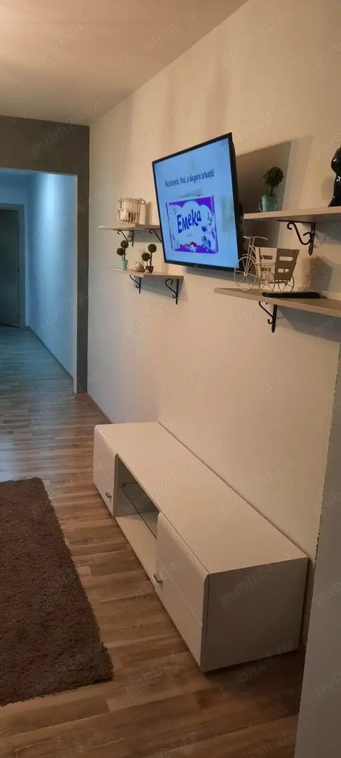 De vanzare Apartament 3 camere Brancoveanu, sector 4 - Poză 2