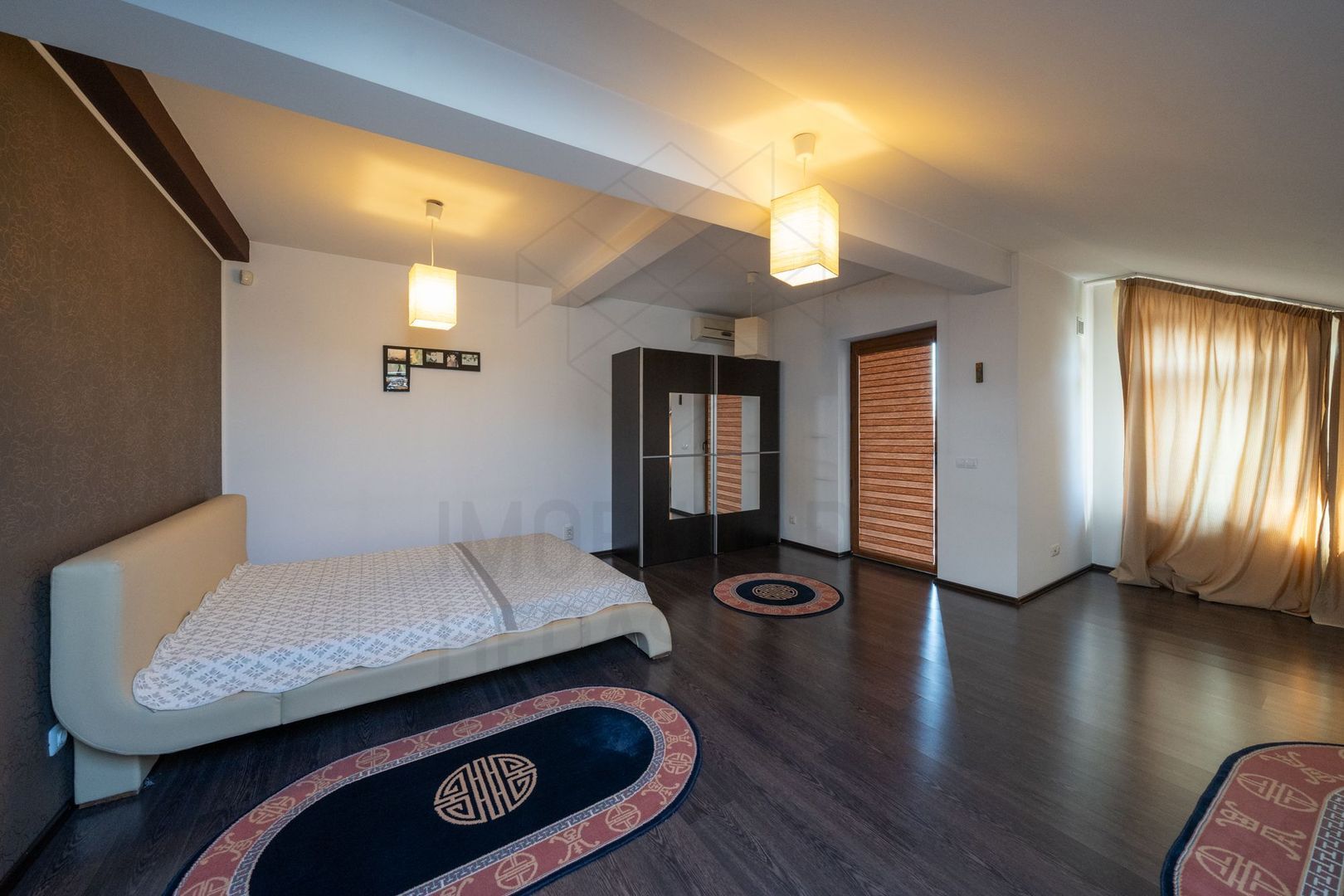 Casa spatioasa 515 mp langa metrou 1Mai - Poză 25