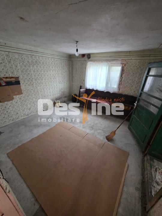 CASĂ DE VÂNZARE IN MIRSID - Poză 3