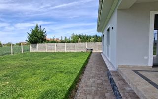 Locuinta individuala cu garaj- in stil mediteranean - Poză 23