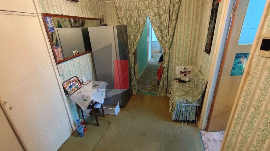 APARTAMENT 3 CAMERE-BARCA - Poză 6