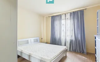 Casă spațioasă în Sântana - Poză 17