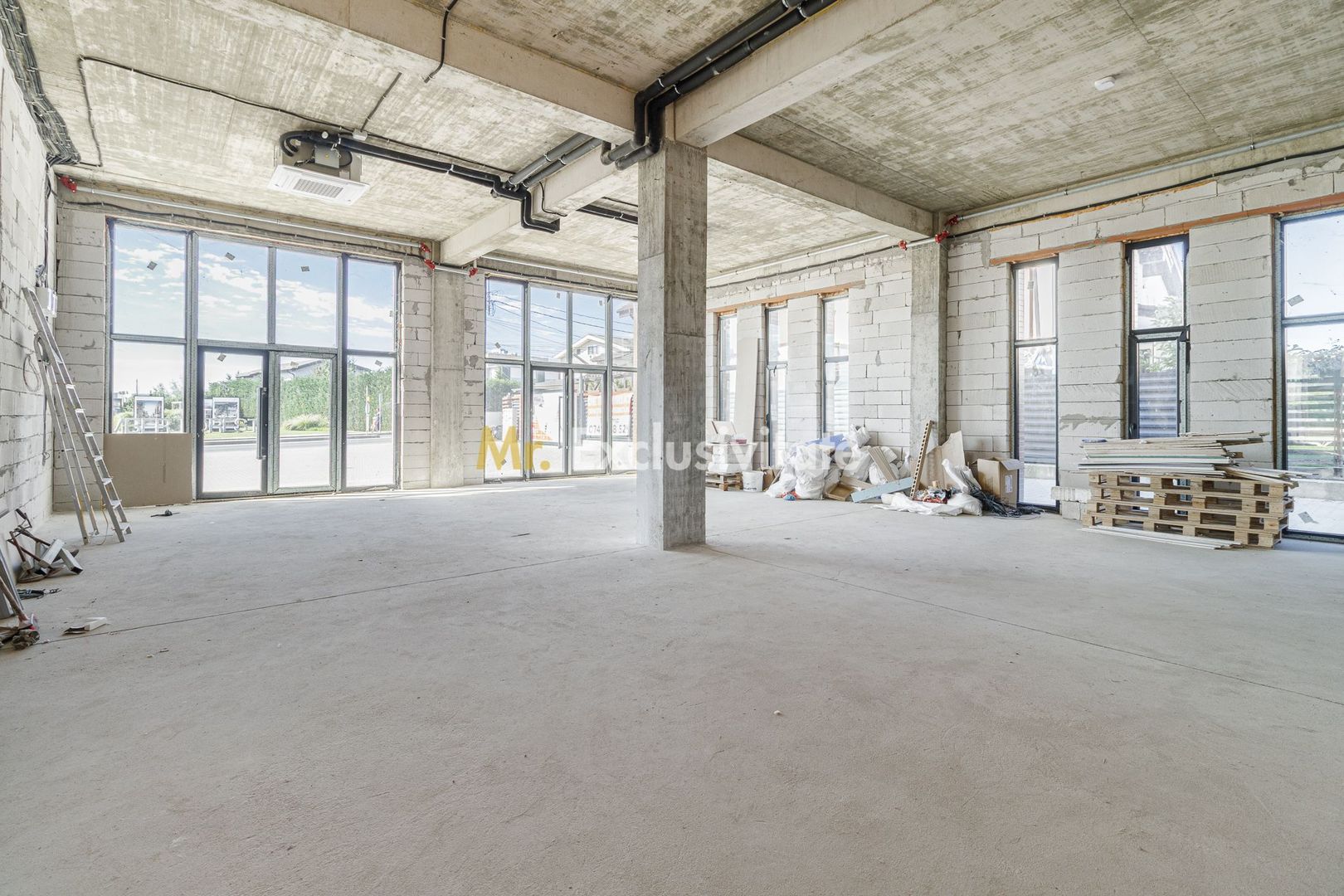 Spatiu comercial de la 14 euro de inchiriat Amber Forest Plaza - Poză 20