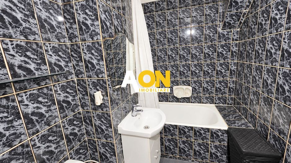 Spatiu comercial versatil, 4 camere, 2 bai, 72 mp utili, Cetate - Poză 7