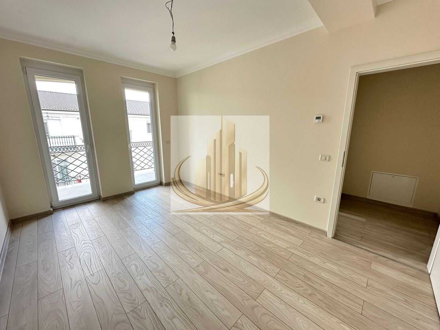 2 Cam, 2 dressing-uri, Finisaje Premium | Giroc– Hotel IQ | Investitie - Poză 6
