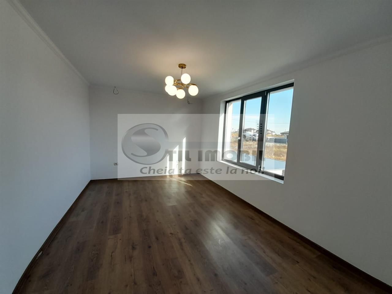 Casa individuala P+1 cu piscina 5 camere BUCIUM - Poză 10