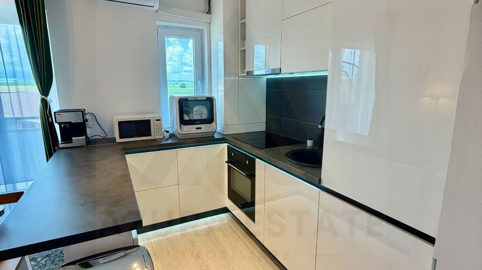 Apartament premium 3 camere etaj 2 cu lift si terasa Calea Surii Mici - Poză 7