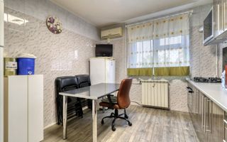 SUPER PRET-  Apartament 4 camere + boxa si parcare - Comision 0% - Poză 20