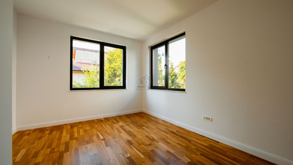 VILA SUPERBĂ CU 4 DORMITOAARE ȘI PISCINA LA INCHIRIERE - Poză 29