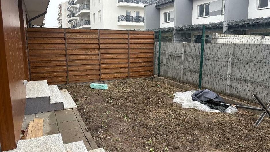 Vila moderna spatioasa - Poză 3