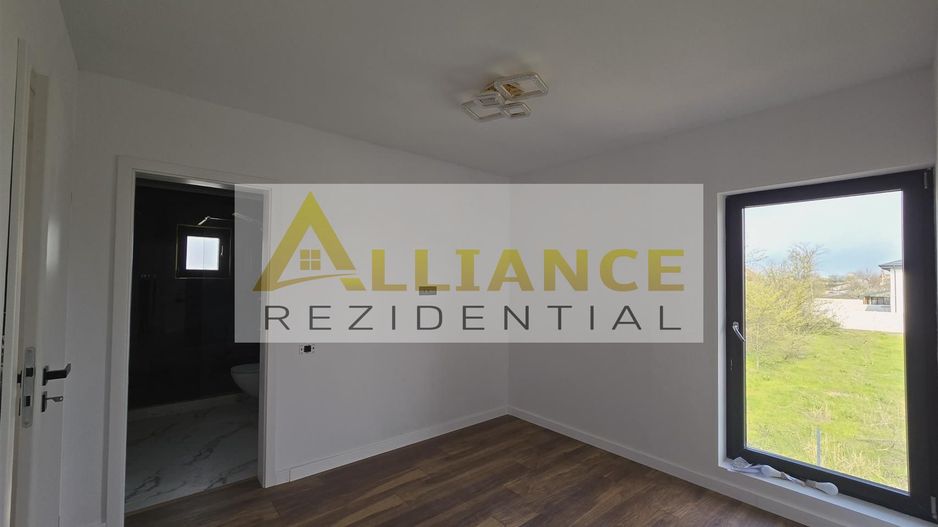 Vila individuala- 4 camere- 3 bai- dressing- pod- beci - Poză 7