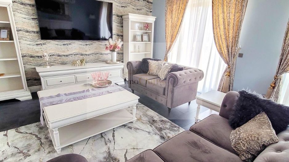 🏡✨ Casă individuală de lux spre închiriere în Gruia – Piscina - Poză 9