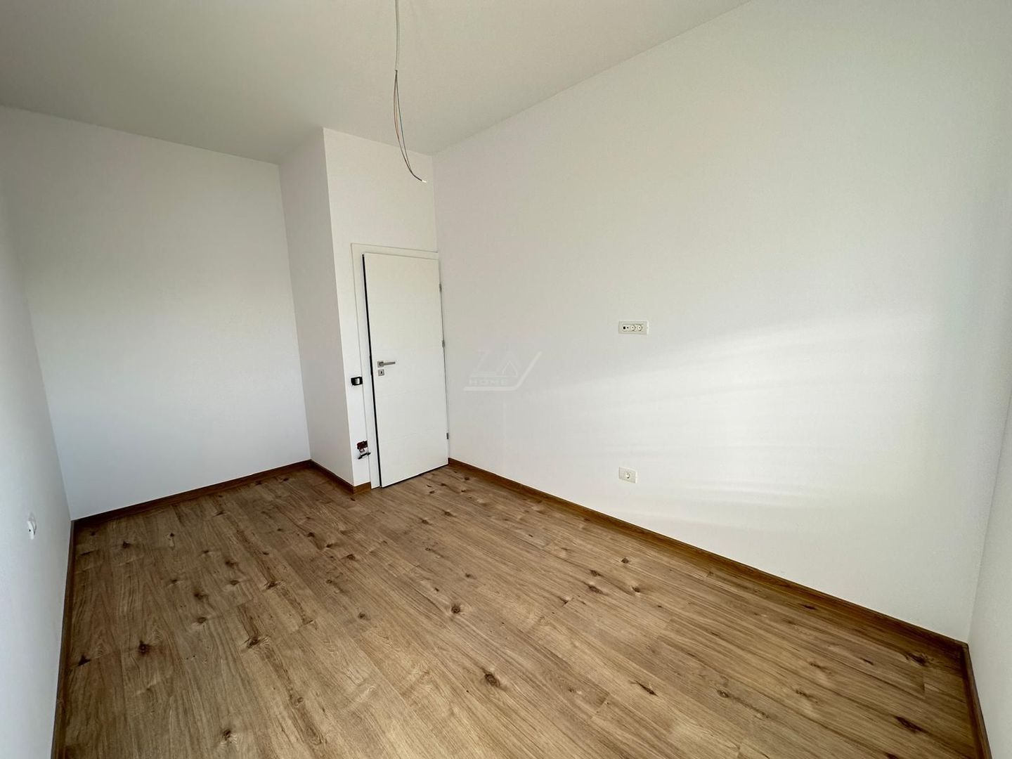 Etaj 1. Bloc finalizat. Loc de parcare. - Poză 6