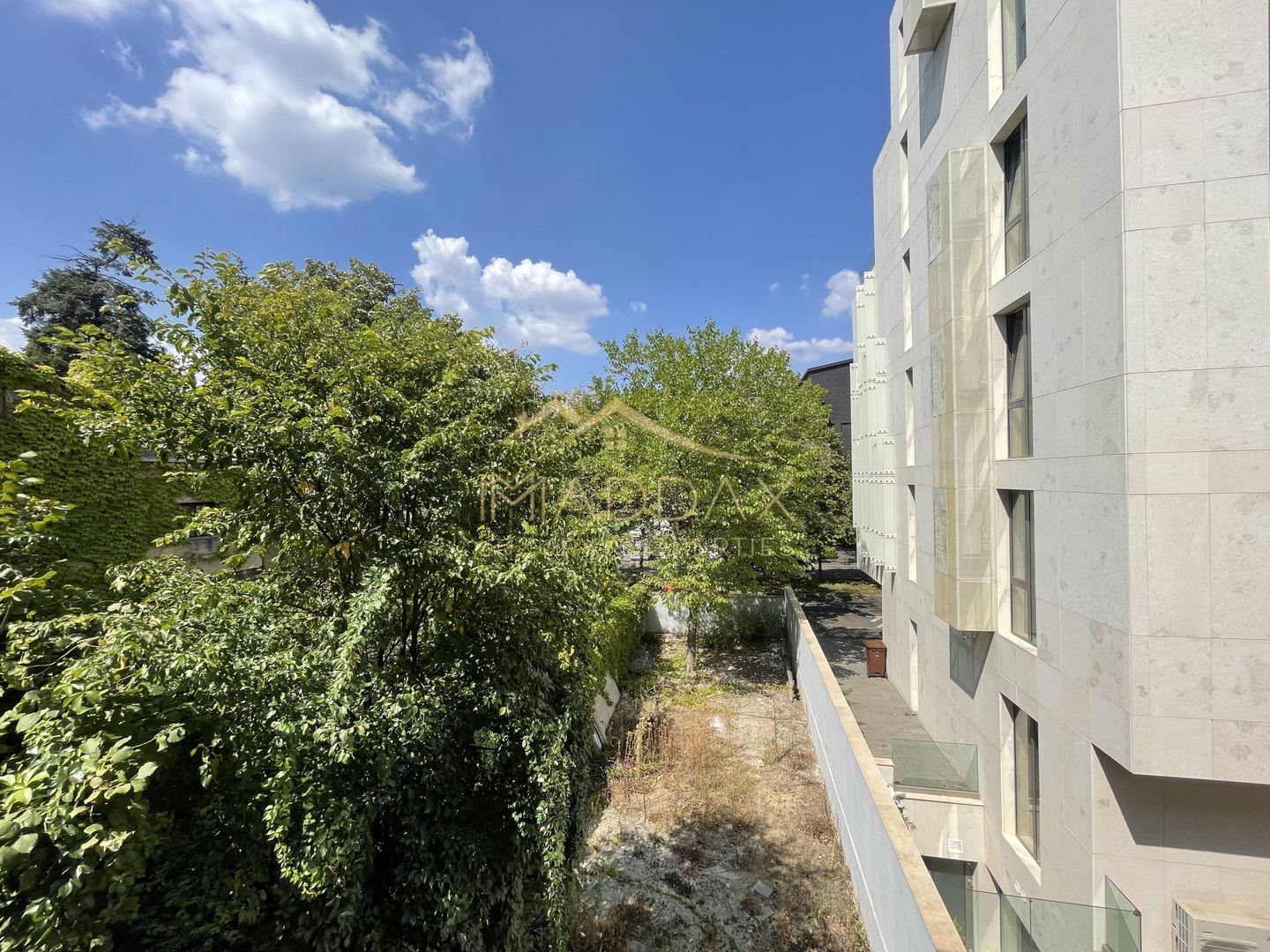 4 rooms ***203 SQM useful*** / 38 SQM terrace + garage / Primaverii - Poză 19