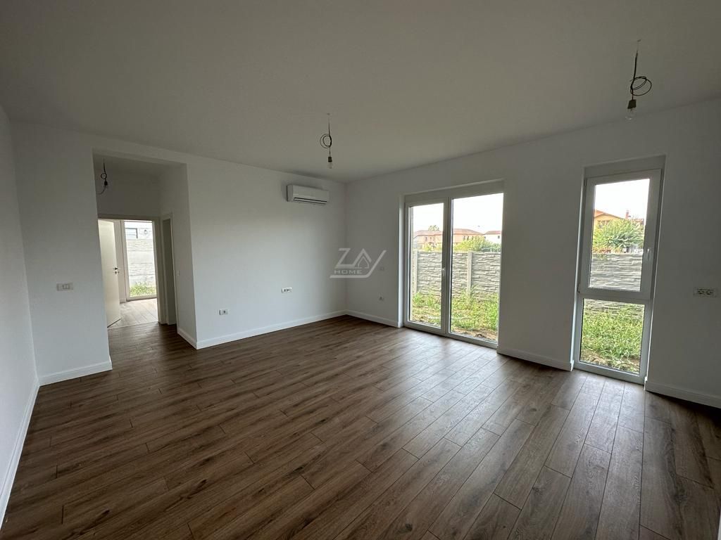 Gradina proprie. Clima. Loc de parcare. - Poză 3