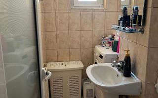 Apartament de vanzare Satu Mare, Micro 16, 4 camere. - Poză 4