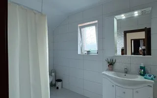 Casa moderna, mobilata complet  Sibiu - Poză 24