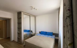 Apartament cu 2 camere decomandat, loc de parcare,  Tractorul - Coresi - Poză 4