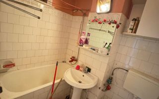 Apartament 2 camere zona Torontalului - Poză 7