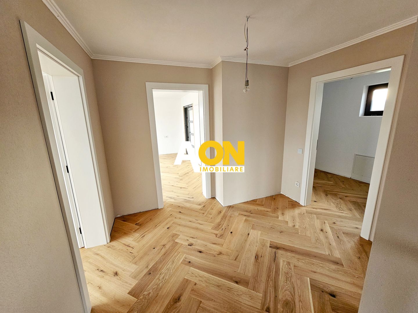 Casă Modernă P+1, Garaj, Teren 600 mp, Ighiu (10 km de Alba Iulia) - Poză 12