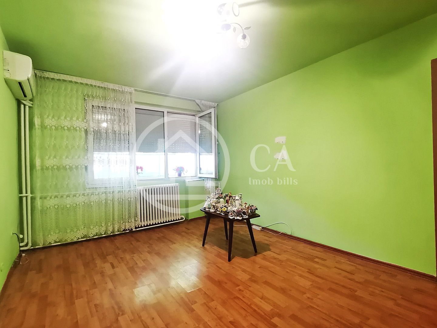 Apartament de vânzare cu 2 camere în zona Rogerius, Oradea - Poză 3