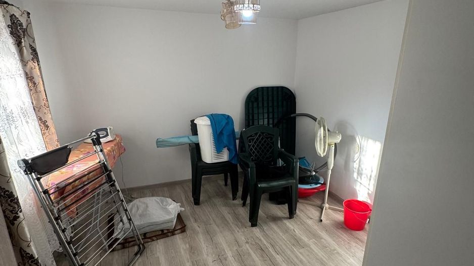 Casă de vânzare – Strada Crinului - Poză 15