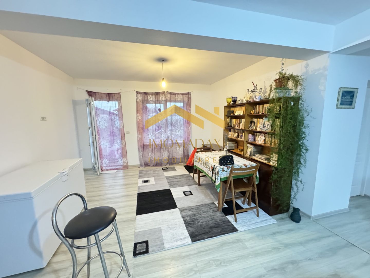 Ianova-Casa Individuală-Centrală pe Gaz - Poză 2