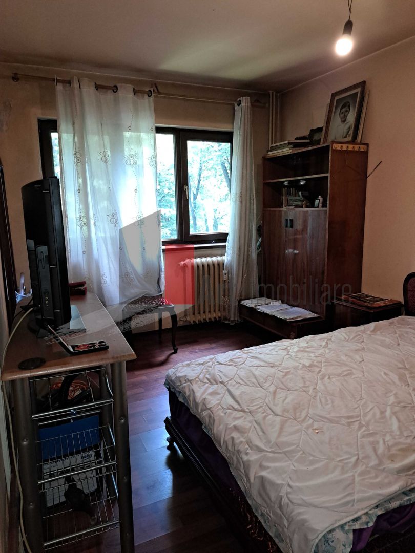 Vânzare apartament 4 camere decomandat Bd. Brâncoveanu - Poză 4