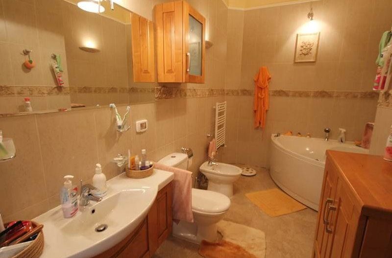 Vila frumoasa de vanzare in zona Balcescu! - Poză 8