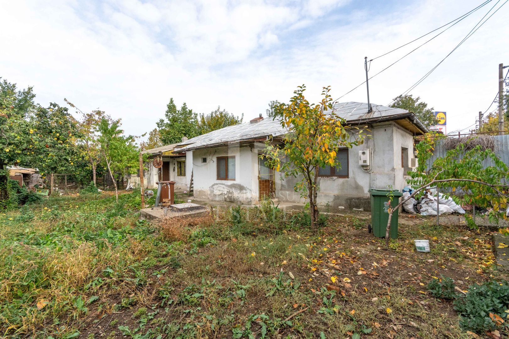 Straulesti - str. Pietrosita nr. 10, Casa demolabila cu teren 388 mp - Poză 11