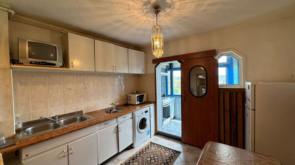 Apartament 2 camere decomandat, etaj intermediar, Cartier Vasile Aaron - Poză 6
