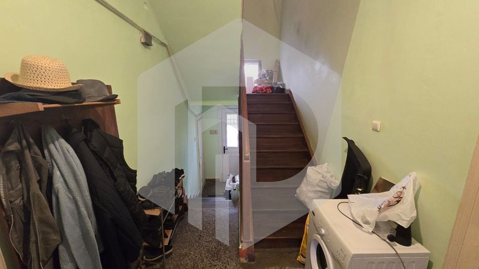 Casa individuala 4 camere zona Transilvaniei - Poză 2
